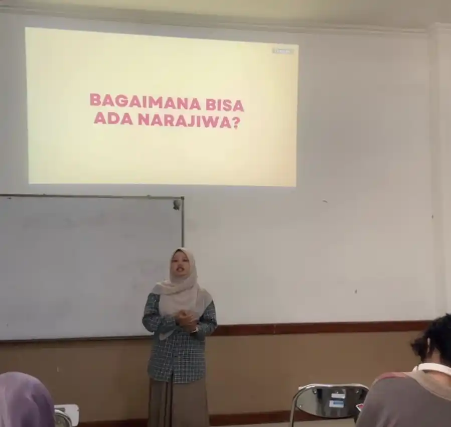 Sesi berbagi materi kesehatan mental