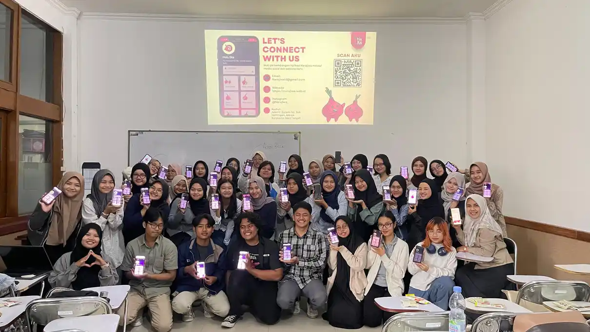 Pelatihan bersama mahasiswa dan komunitas